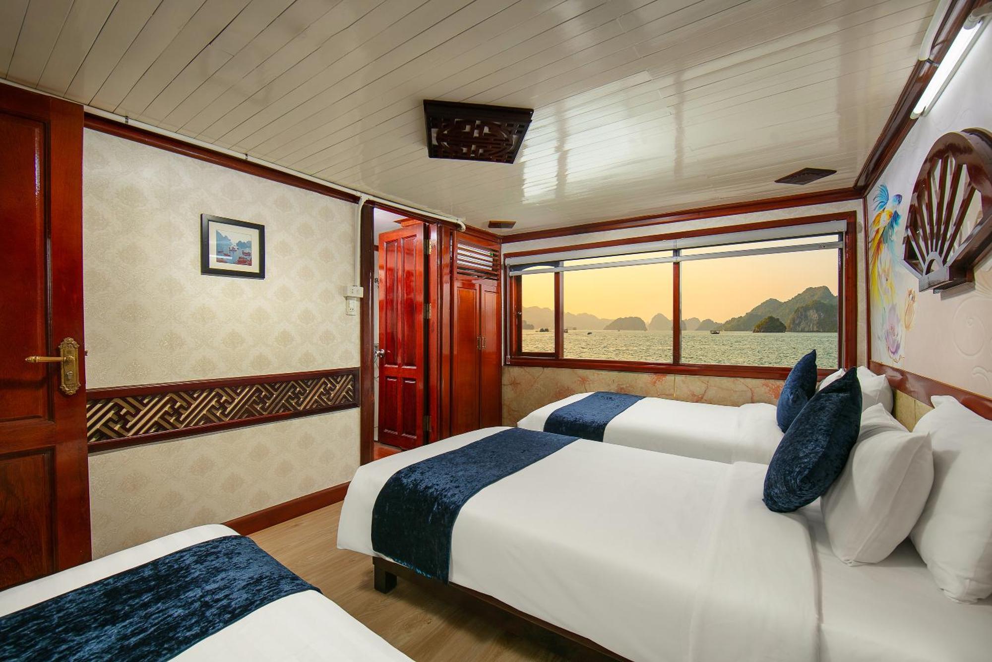 Hotel Fantasea Imperial Cruise Hạ Long Exterior foto